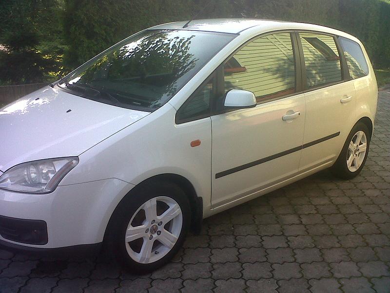 Bia�y Cmaxik...